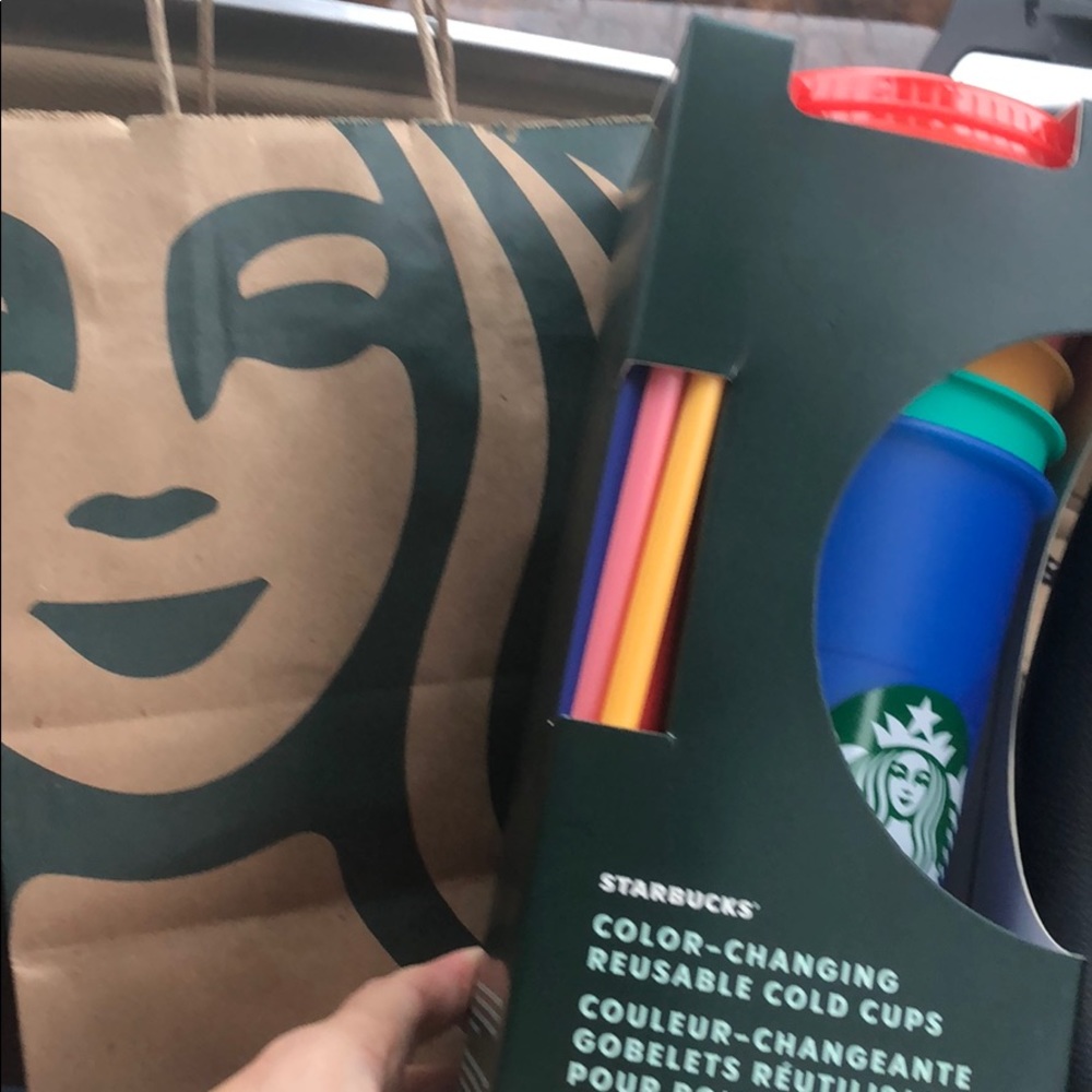 Starbucks color changing cups NEW